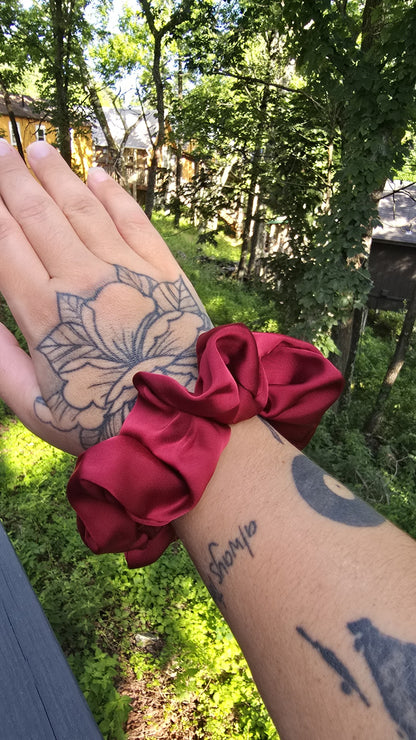 High-Grade Satin-Silk Solid Color Hair Scrunchies